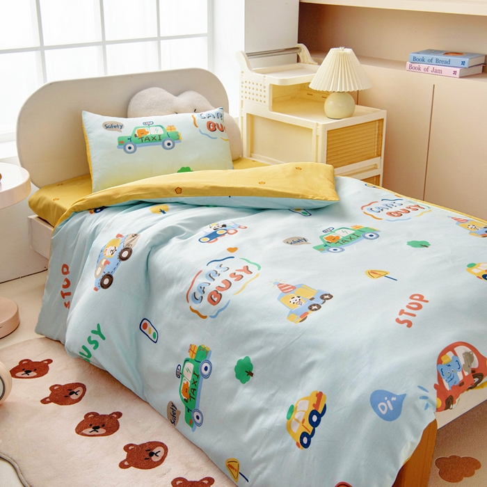 91家纺网 家纺一手货源 找家纺 乐秀家纺 2025新款全棉幼儿园被子三件套卡通纯棉被套被芯六件套 趣味巴士