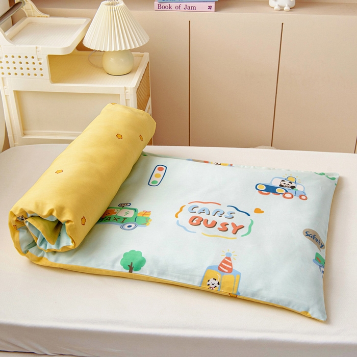 91家纺网 家纺一手货源 找家纺 乐秀家纺 2025新款全棉幼儿园被子三件套卡通纯棉被套被芯六件套 趣味巴士