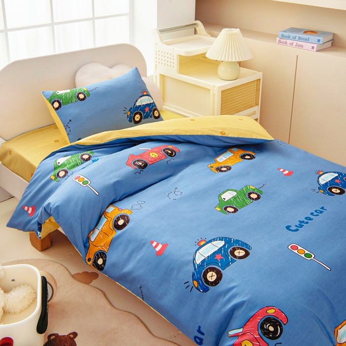91家纺网 家纺一手货源 找家纺 乐秀家纺 2025新款全棉幼儿园被子三件套卡通纯棉被套被芯六件套 赛车世界