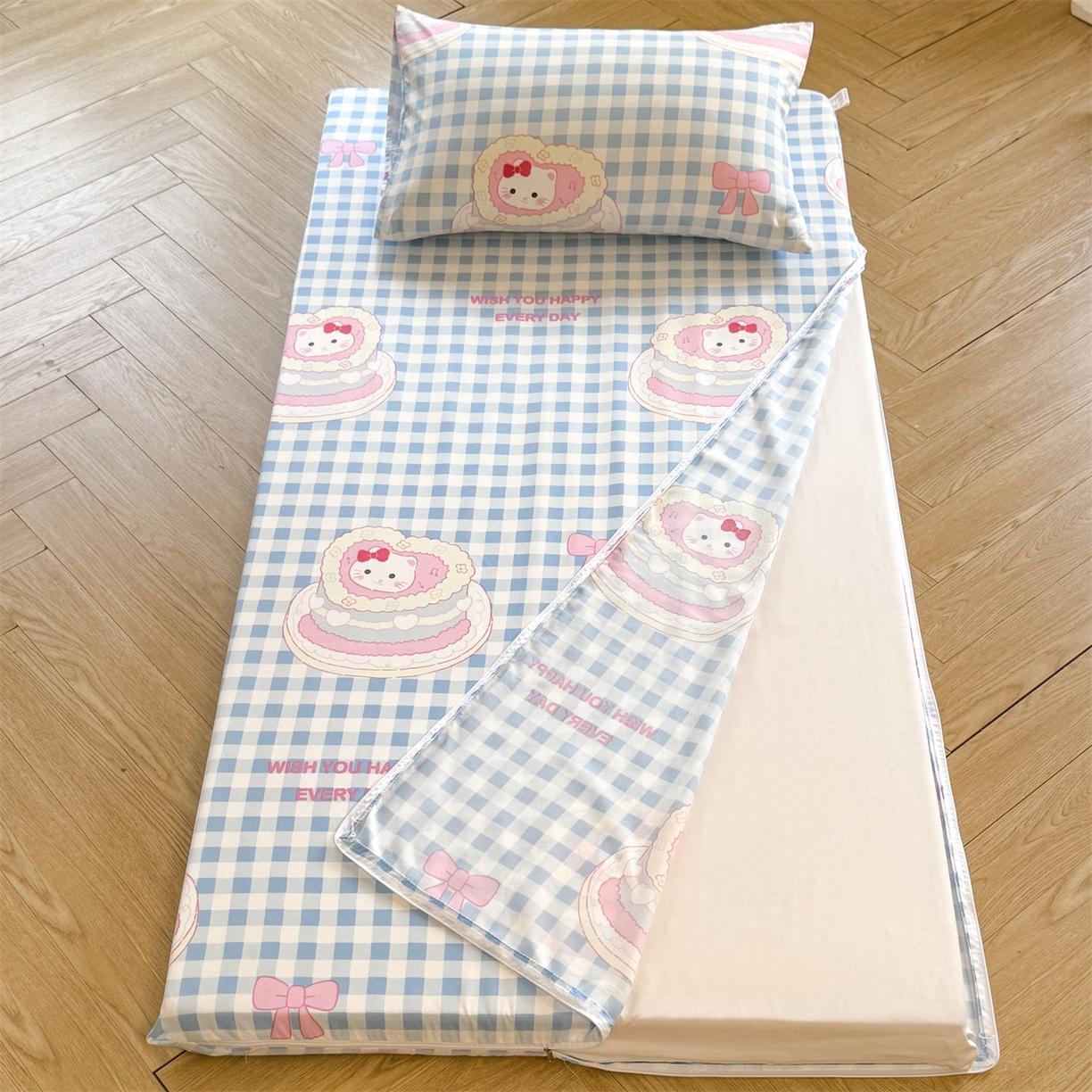 91家纺网 家纺一手货源 找家纺 多品家纺 2025新款超柔水洗棉学生宿舍床褥套子多件套大礼包 派对猫