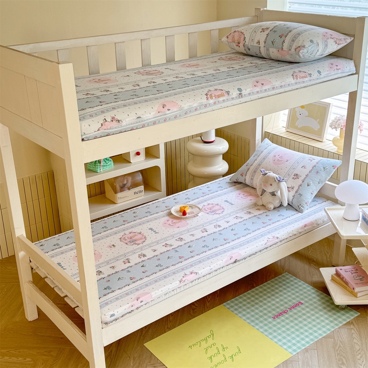 91家纺网 家纺一手货源 找家纺 多品家纺 2025新款超柔水洗棉学生宿舍床褥套子多件套大礼包 兔兔庄园