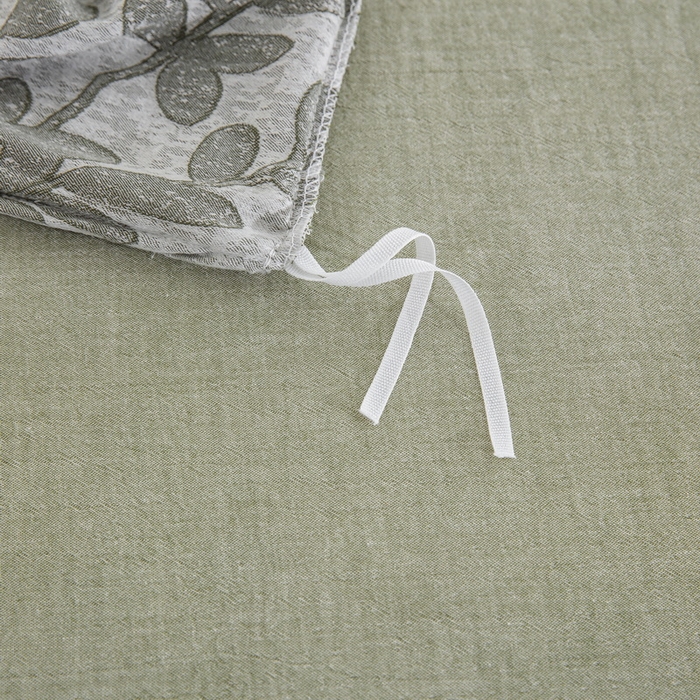 91家纺网 家纺一手货源 找家纺 鲁爱家纺供货 2025新款AB版棉麻工艺款四件套 玉树-灰绿