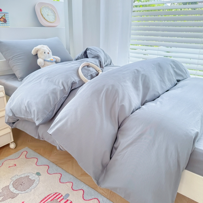 91家纺网 家纺一手货源 找家纺 简冠家纺 2025新款13372全棉纯色学生三件套 浅灰