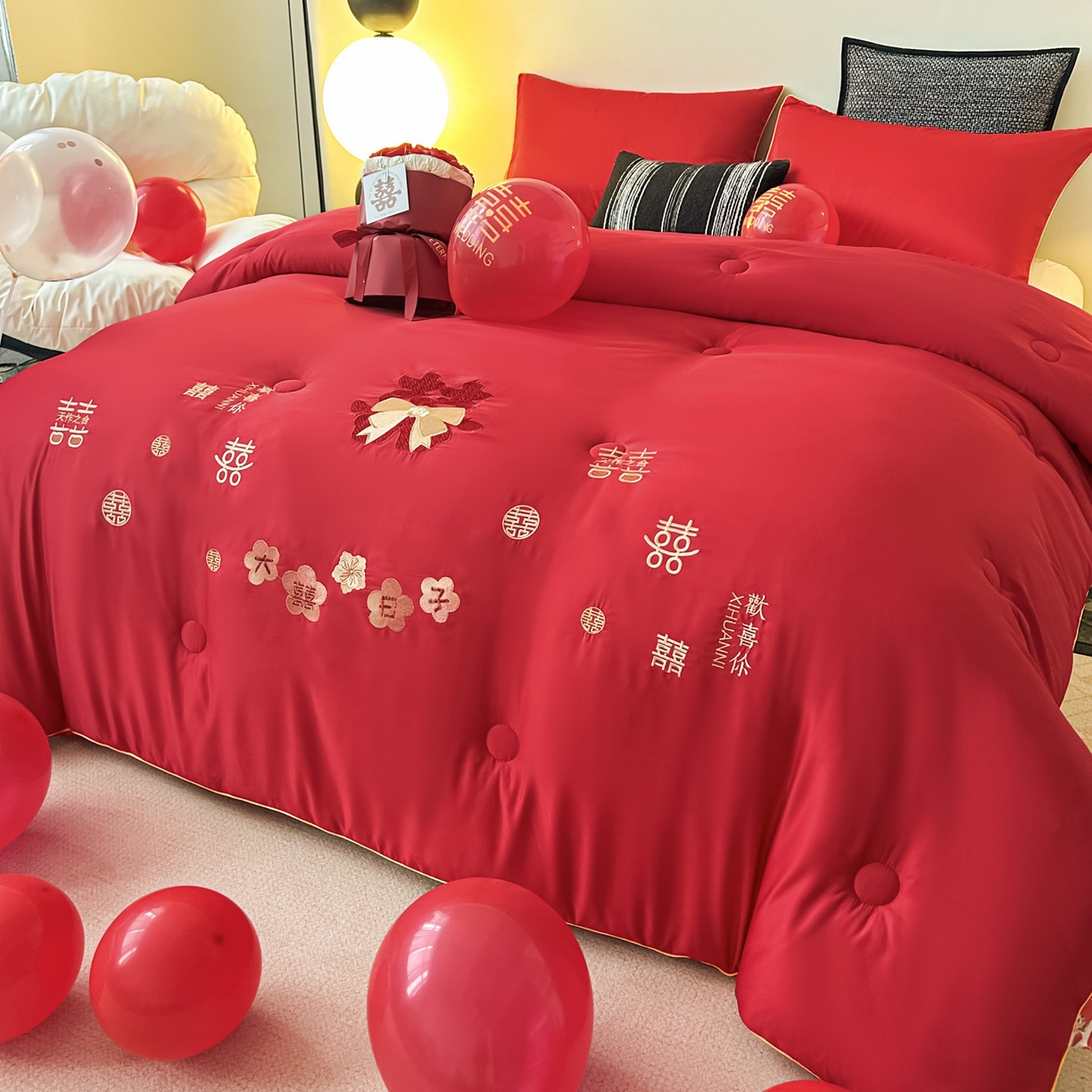 91家纺网 家纺一手货源 找家纺 壹张床 2025新款婚庆被绣花大红大豆被冬被喜庆被芯 大囍日子