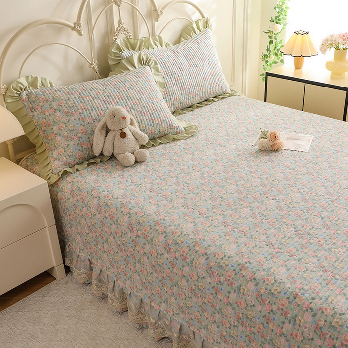 91家纺网 家纺一手货源 找家纺 美达家纺 2025新款全棉防滑榻榻米床护垫 柏林梦境-绿