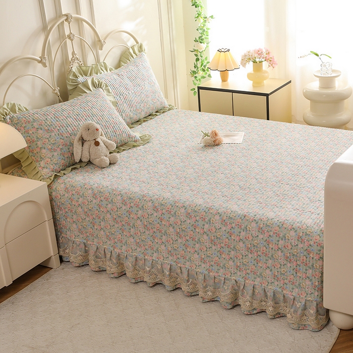 91家纺网 家纺一手货源 找家纺 美达家纺 2025新款全棉防滑榻榻米床护垫 柏林梦境-绿