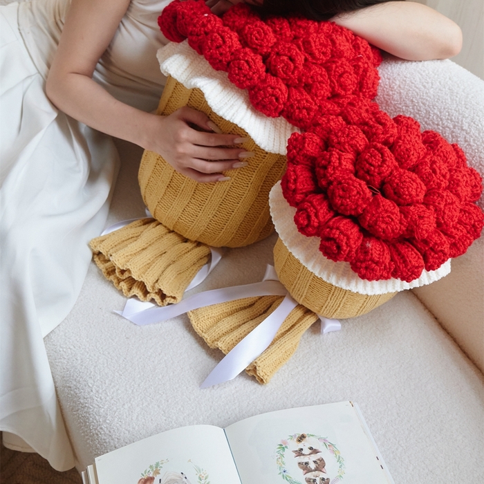 91家纺网 家纺一手货源 找家纺 暖绵绵2025新款花束毯星河（最低零售价：小号116元，大号167元） 星河-红色