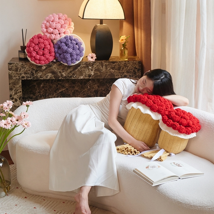 91家纺网 家纺一手货源 找家纺 暖绵绵2025新款花束毯星河（最低零售价：小号116元，大号167元） 星河-红色