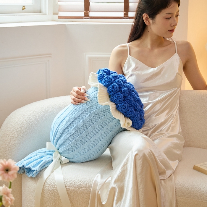 91家纺网 家纺一手货源 找家纺 暖绵绵2025新款花束毯星河（最低零售价：小号116元，大号167元） 星河-深蓝