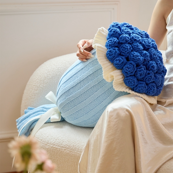 91家纺网 家纺一手货源 找家纺 暖绵绵2025新款花束毯星河（最低零售价：小号116元，大号167元） 星河-深蓝