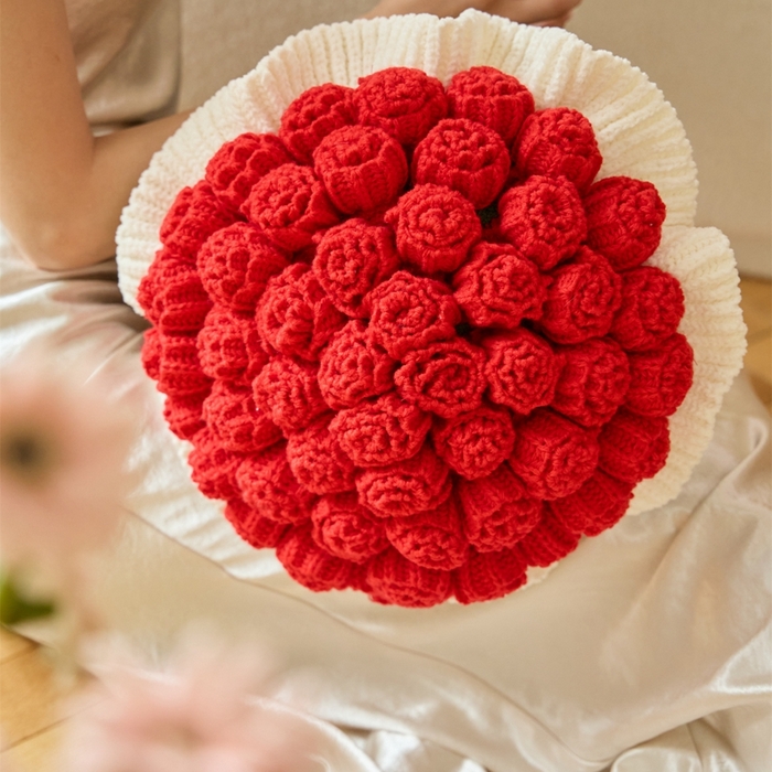 91家纺网 家纺一手货源 找家纺 暖绵绵2025新款花束毯星河（最低零售价：小号116元，大号167元） 星河-玄朱色