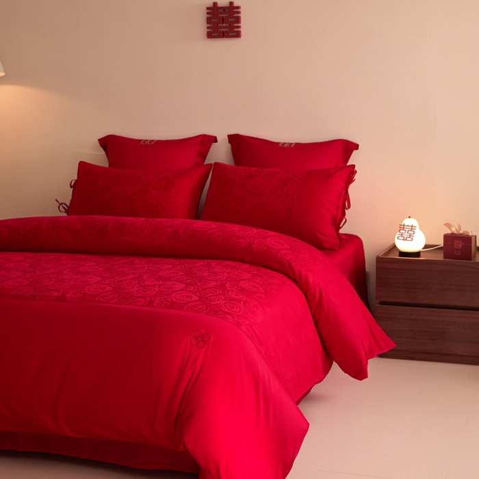 91家纺网 家纺一手货源 找家纺 东方合美（原：皇家传奇） 2025新款全棉纯棉新中式刺绣婚庆多件套-爱你 爱你-红