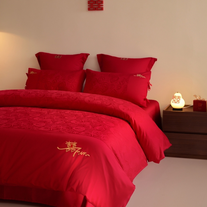 91家纺网 家纺一手货源 找家纺 东方合美（原：皇家传奇） 2025新款全棉纯棉新中式刺绣婚庆多件套-爱你 爱你-金