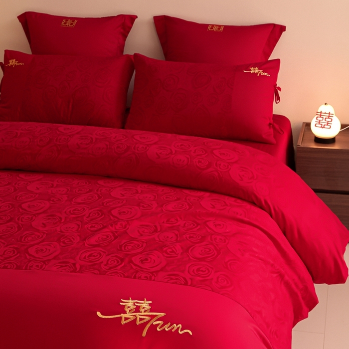 91家纺网 家纺一手货源 找家纺 东方合美（原：皇家传奇） 2025新款全棉纯棉新中式刺绣婚庆多件套-爱你 爱你-金