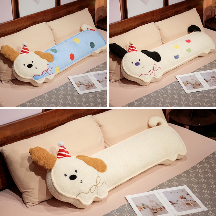 91家纺网 家纺一手货源 找家纺 仟亿莱 2025新款压片翘耳小狗长条睡觉抱枕 组合图仅供展示