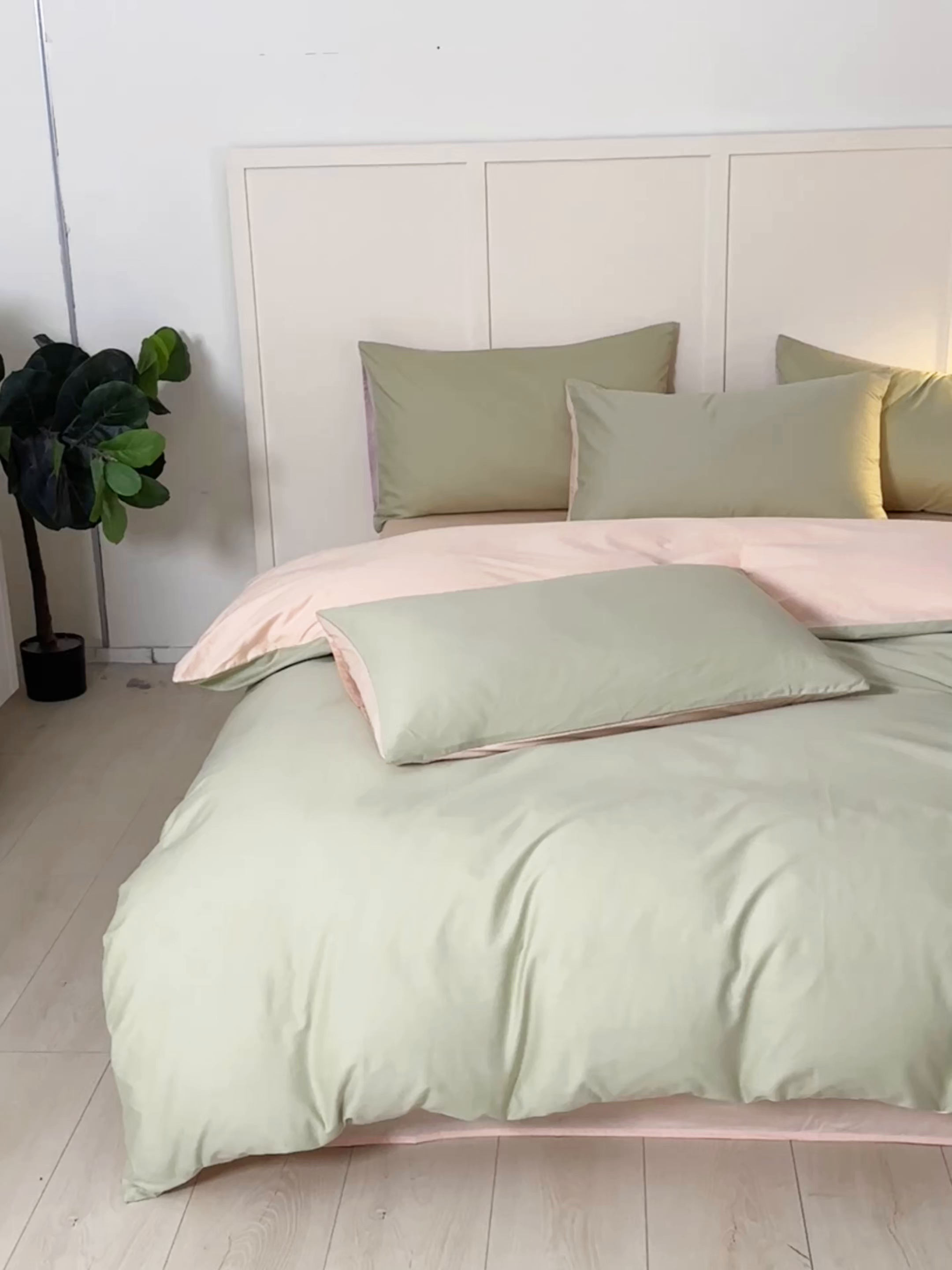 91家纺网 家纺一手货源 找家纺 乐美家纺 2025新款全棉纯棉纯色双拼多规格四件套 豆绿+米杏