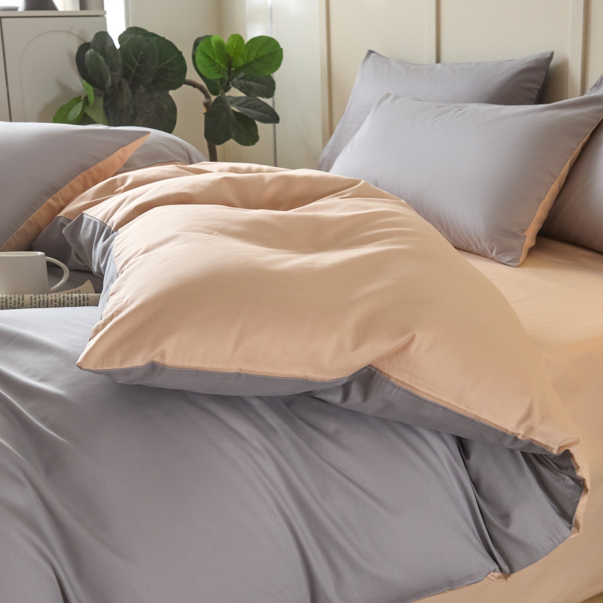 91家纺网 家纺一手货源 找家纺 乐美家纺 2025新款全棉纯棉纯色双拼多规格四件套 石灰+米杏