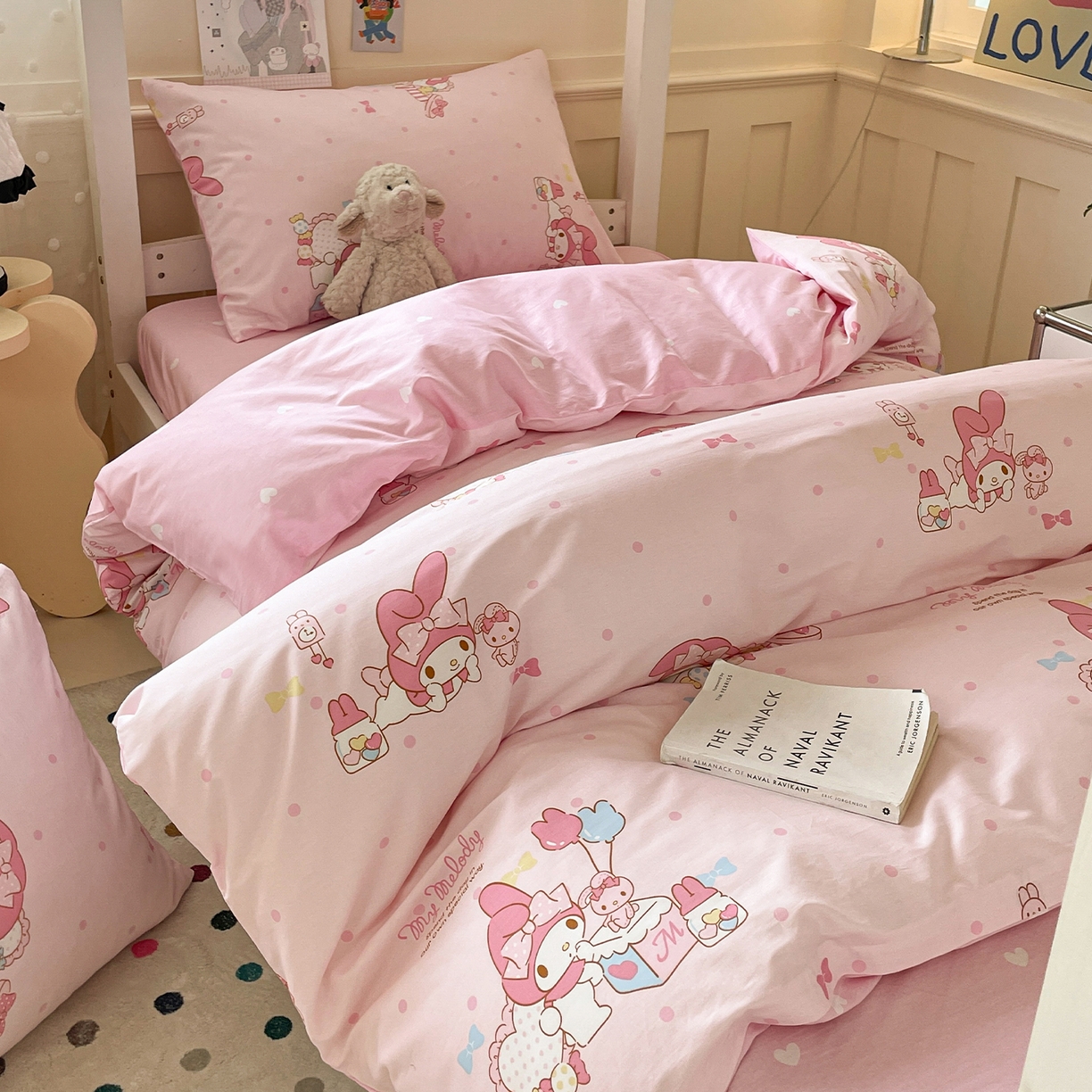 蓝邻家纺 2025年新款三丽鸥正版授权全棉印花四件套系列-学生床 童趣美乐蒂