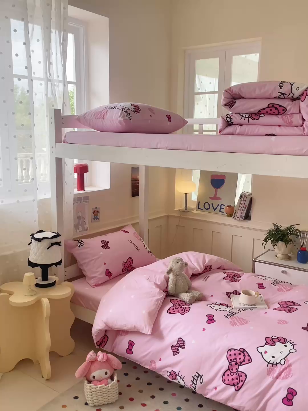 91家纺网 家纺一手货源 找家纺 蓝邻家纺 2025年新款三丽鸥正版授权全棉印花四件套系列-学生床 开心凯蒂