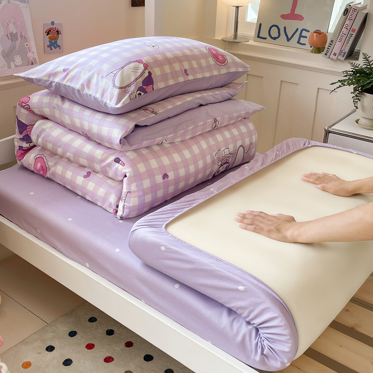 91家纺网 家纺一手货源 找家纺 蓝邻家纺 2025年新款三丽鸥正版授权全棉印花四件套系列-学生床 格子库洛米