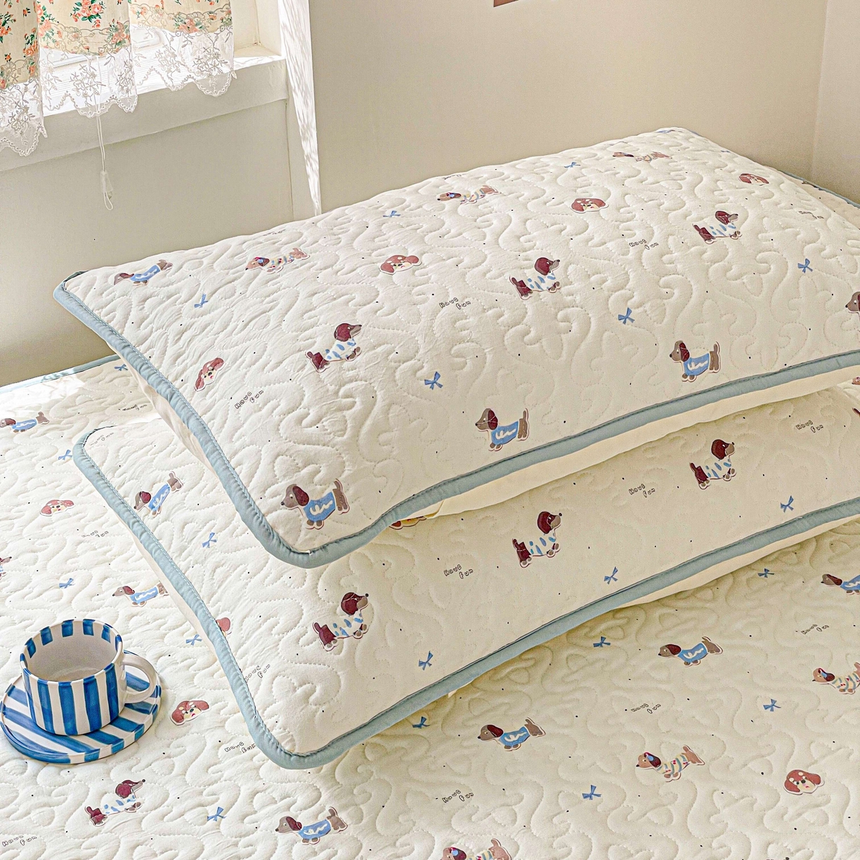 91家纺网 家纺一手货源 找家纺 纽缦家纺 2025春夏新款A类水洗棉加棉枕套单枕套枕套单件 可可腊肠犬