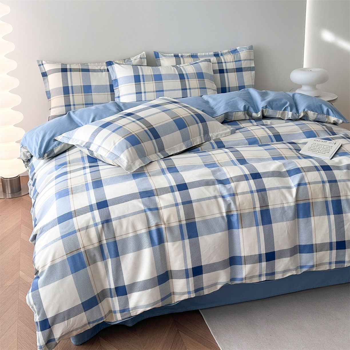 91家纺网 家纺一手货源 找家纺 凌云家纺 2025新款13372全棉纯棉学生床单款三件套上下铺宿舍六件套一整套 春日来信