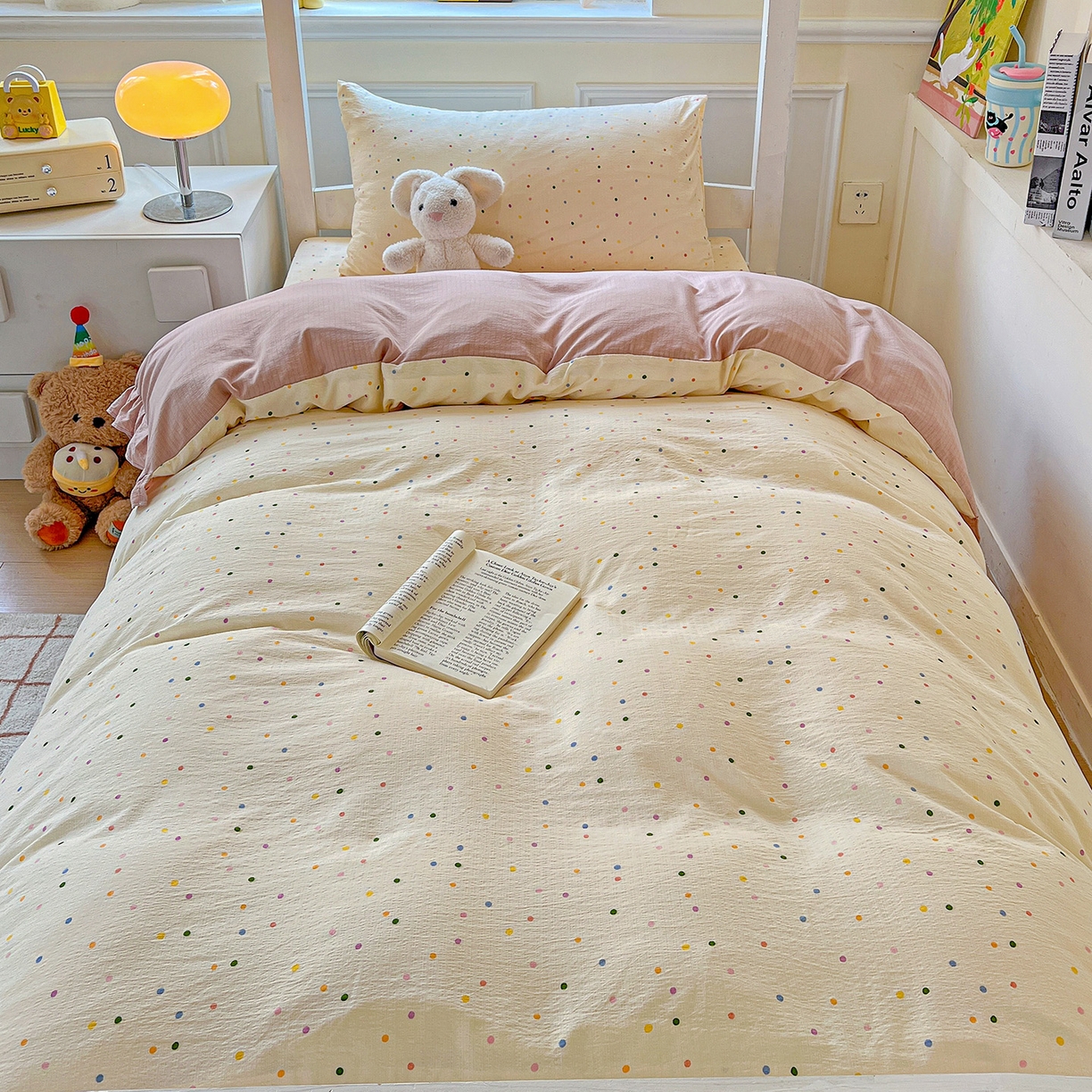 91家纺网 家纺一手货源 找家纺 纽缦家纺 2025新款云感提花双层纱韩版三件套宿舍三件套上下铺三件套 波点世界