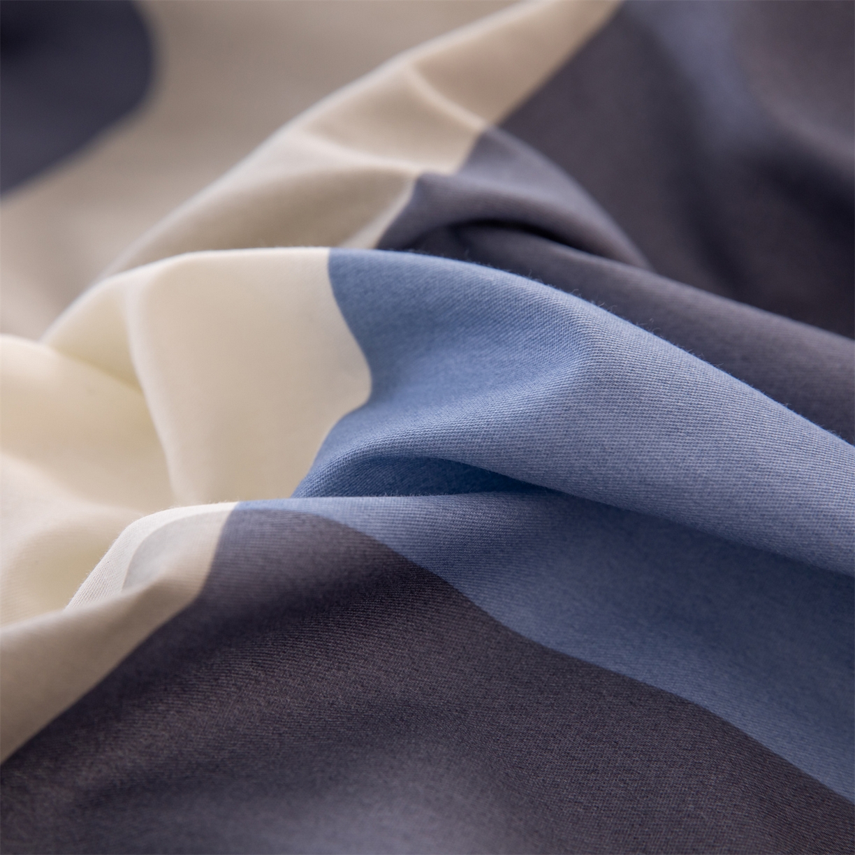 91家纺网 家纺一手货源 找家纺 凌云家纺 2025新款13372全棉纯棉学生床单款三件套上下铺宿舍六件套一整套 蓝大格蓝