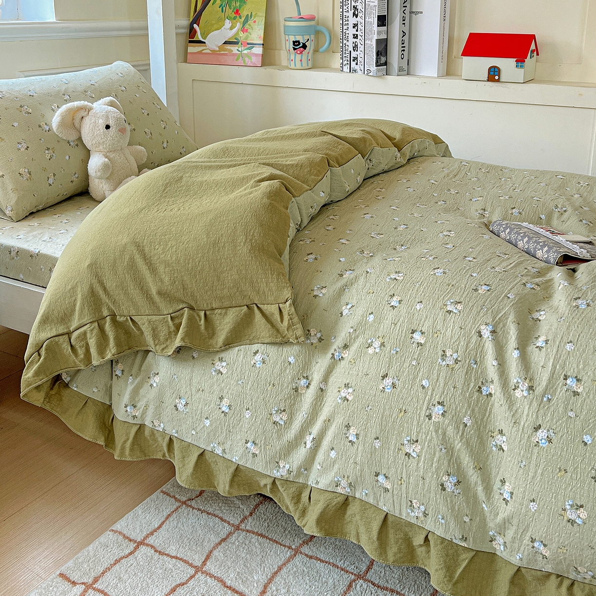 91家纺网 家纺一手货源 找家纺 纽缦家纺 2025新款云感提花双层纱韩版三件套宿舍三件套上下铺三件套 落日暮年绿