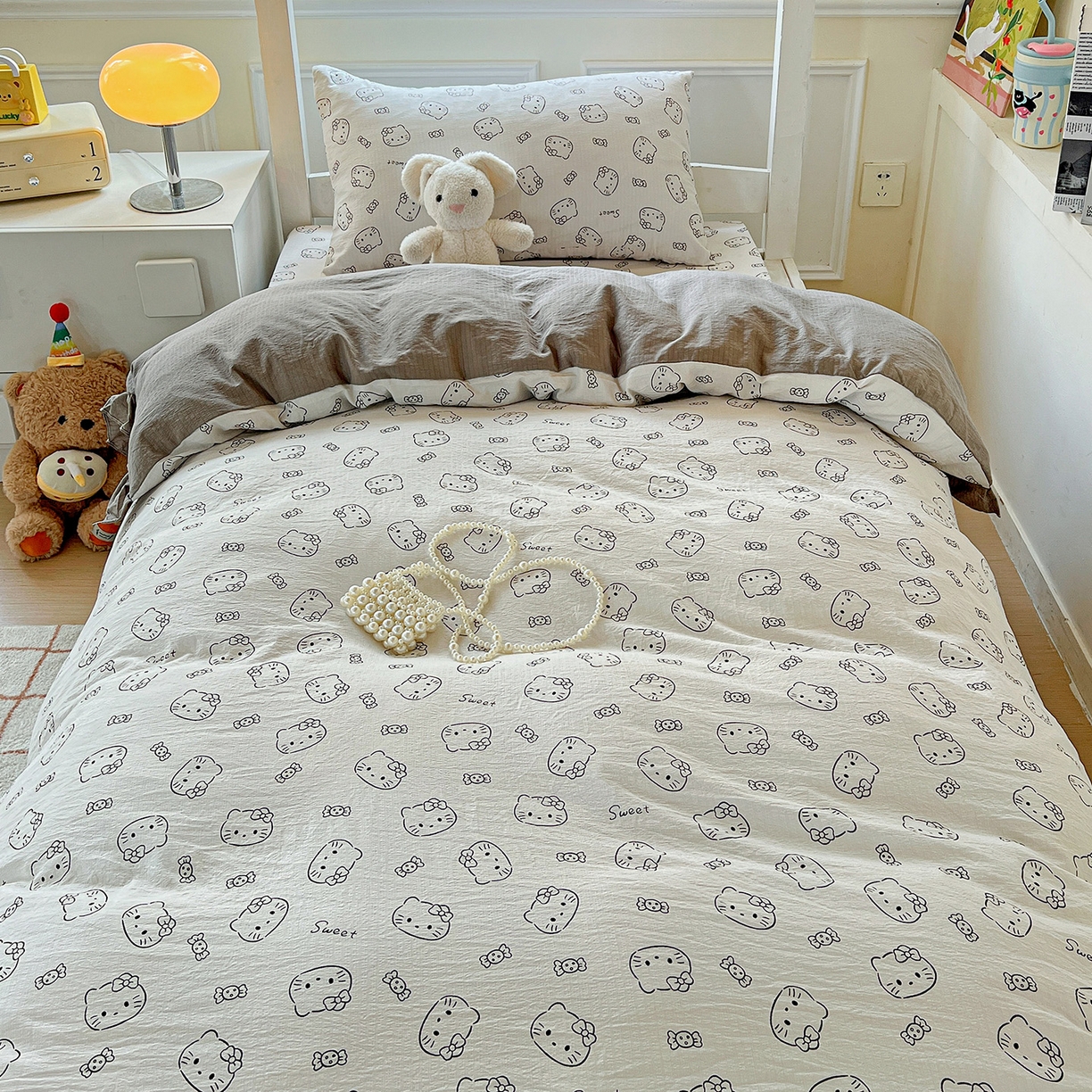 91家纺网 家纺一手货源 找家纺 纽缦家纺 2025新款云感提花双层纱韩版三件套宿舍三件套上下铺三件套 猫咪恋人