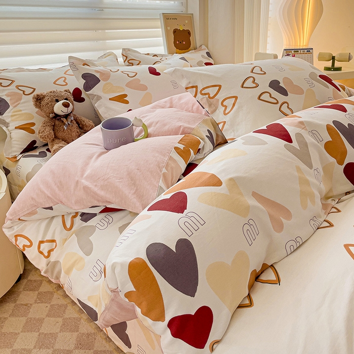 91家纺网 家纺一手货源 找家纺 纽缦家纺 2025新款全棉纯棉斜纹印花四件套 恋爱满屋