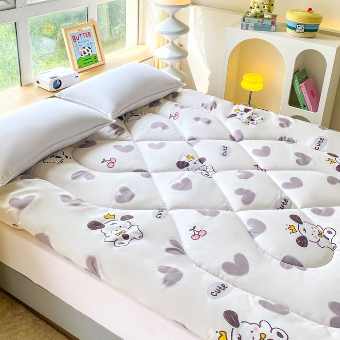 91家纺网 家纺一手货源 找家纺 缦卡琳家纺 2025新款活性生态棉纤维床垫  帕恰狗