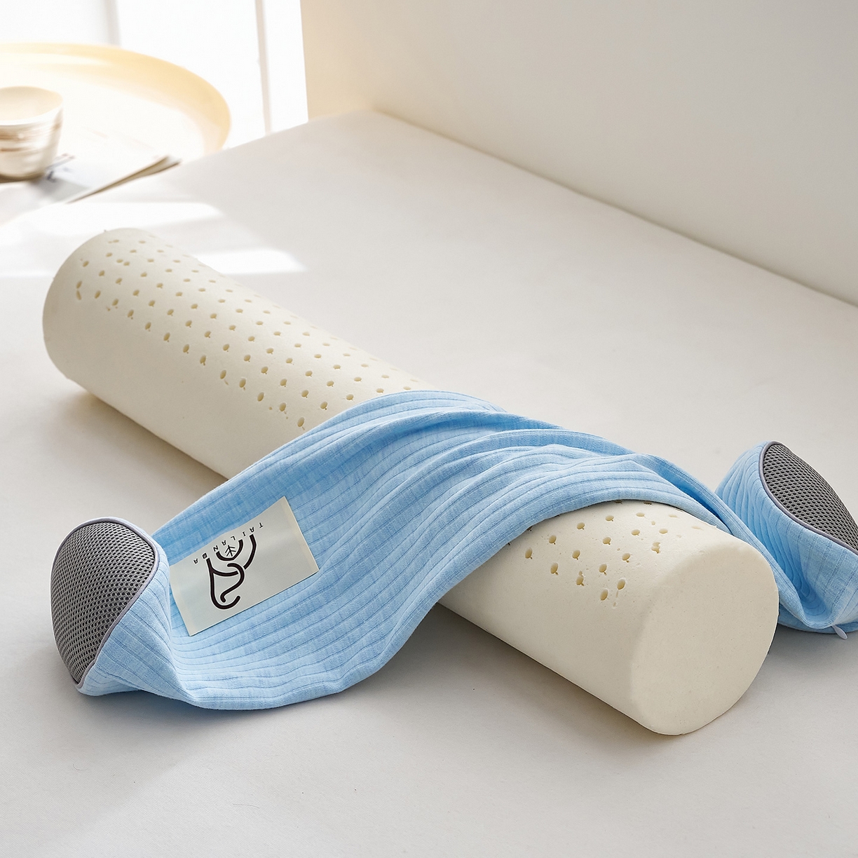 91家纺网 家纺一手货源 找家纺 鼎盛乳胶 2025新款多功能条纹乳胶圆柱枕枕头腰枕 亲肤棉蓝 60x10cm/只