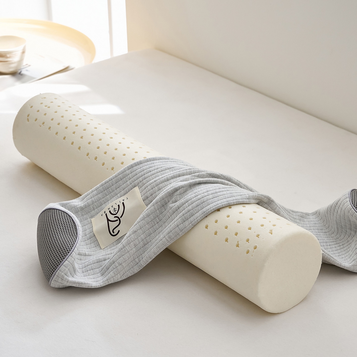 91家纺网 家纺一手货源 找家纺 鼎盛乳胶 2025新款多功能条纹乳胶圆柱枕枕头腰枕 亲肤棉灰 60x10cm/只