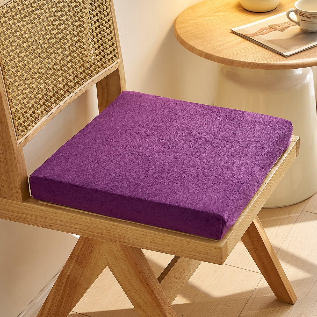 91家纺网 家纺一手货源 找家纺 鼎盛乳胶 2025新款天鹅绒乳胶坐垫（特殊尺寸可定制） 天鹅绒紫