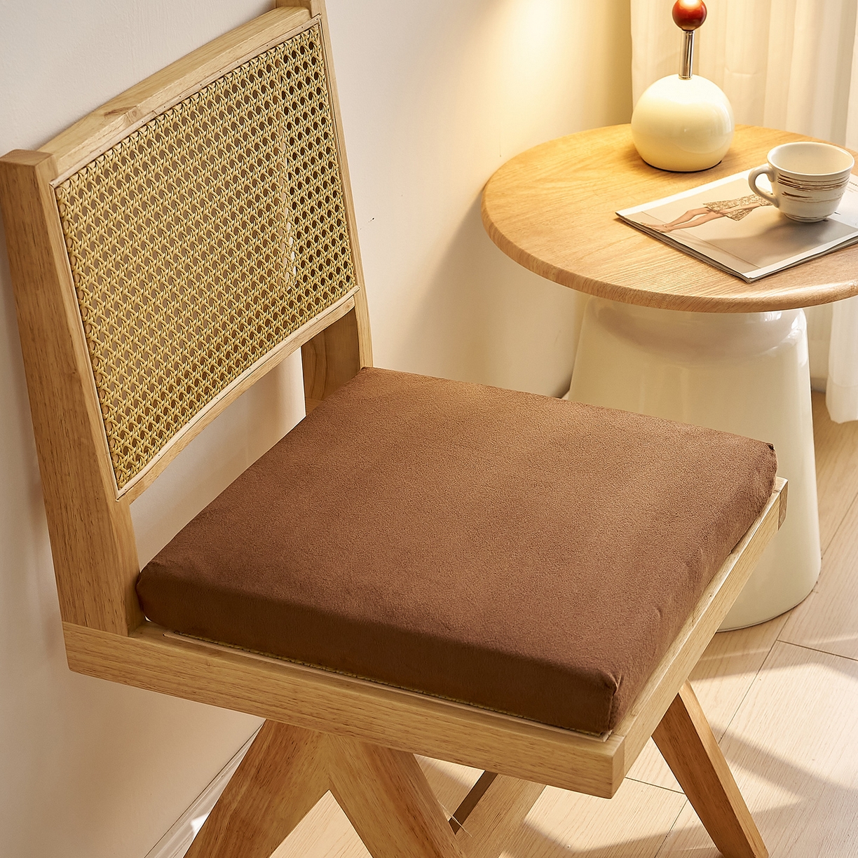 91家纺网 家纺一手货源 找家纺 鼎盛乳胶 2025新款天鹅绒乳胶坐垫（特殊尺寸可定制） 天鹅绒咖