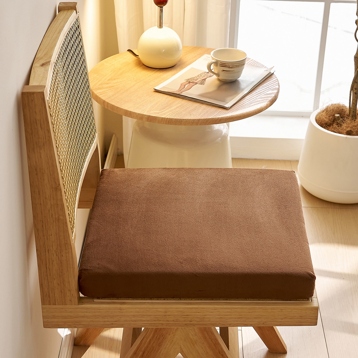 91家纺网 家纺一手货源 找家纺 鼎盛乳胶 2025新款天鹅绒乳胶坐垫（特殊尺寸可定制） 天鹅绒咖