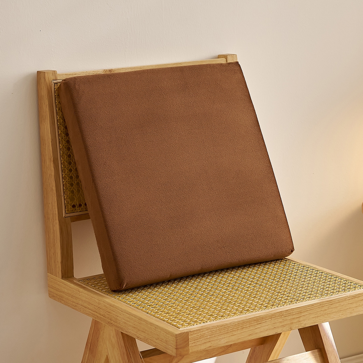 91家纺网 家纺一手货源 找家纺 鼎盛乳胶 2025新款天鹅绒乳胶坐垫（特殊尺寸可定制） 天鹅绒咖