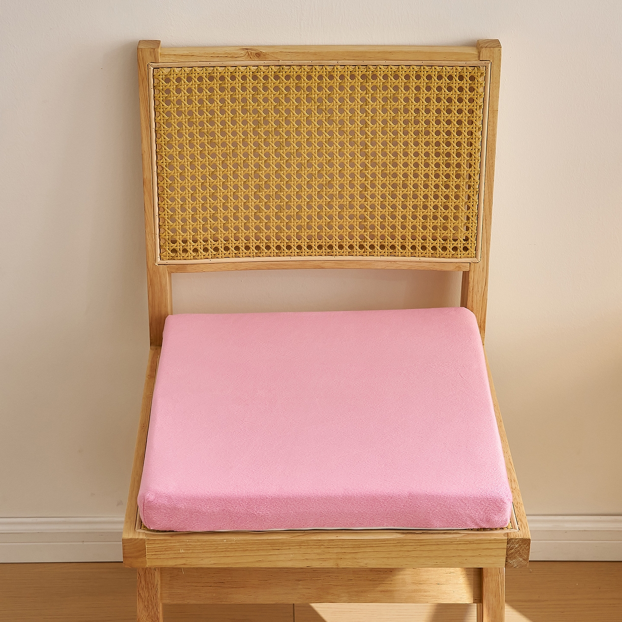 91家纺网 家纺一手货源 找家纺 鼎盛乳胶 2025新款天鹅绒乳胶坐垫（特殊尺寸可定制） 天鹅绒粉