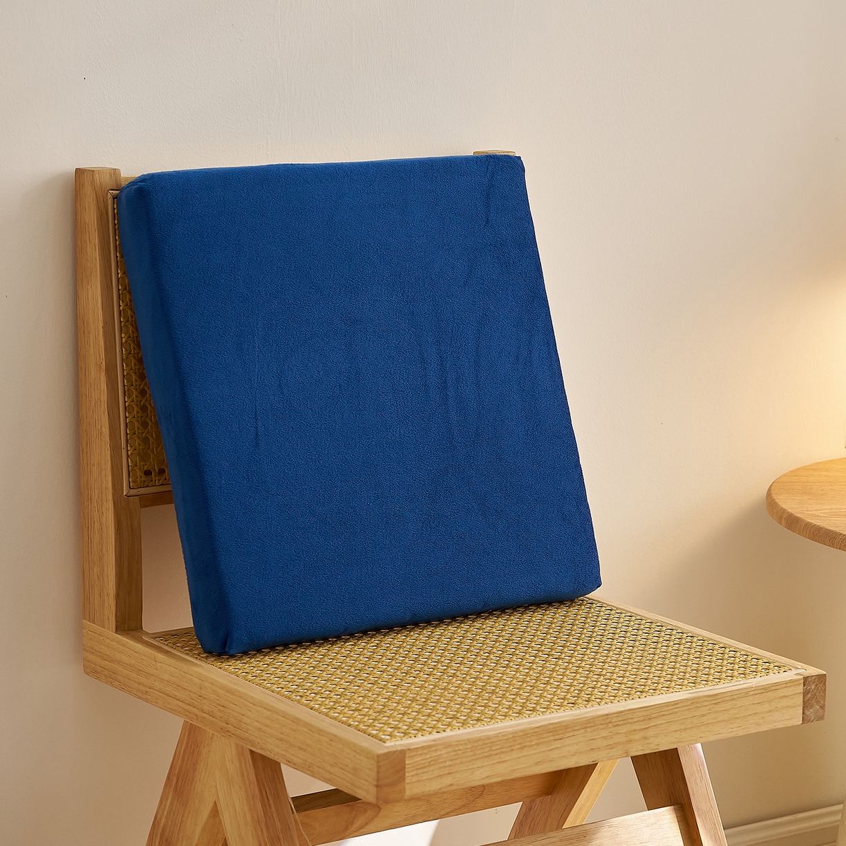 91家纺网 家纺一手货源 找家纺 鼎盛乳胶 2025新款天鹅绒乳胶坐垫（特殊尺寸可定制） 天鹅绒藏蓝