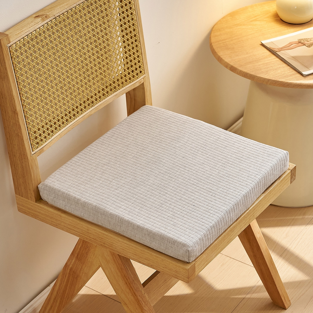 91家纺网 家纺一手货源 找家纺 鼎盛乳胶 2025新款亲肤棉乳胶坐垫（特殊尺寸可定制） 亲肤棉浅灰