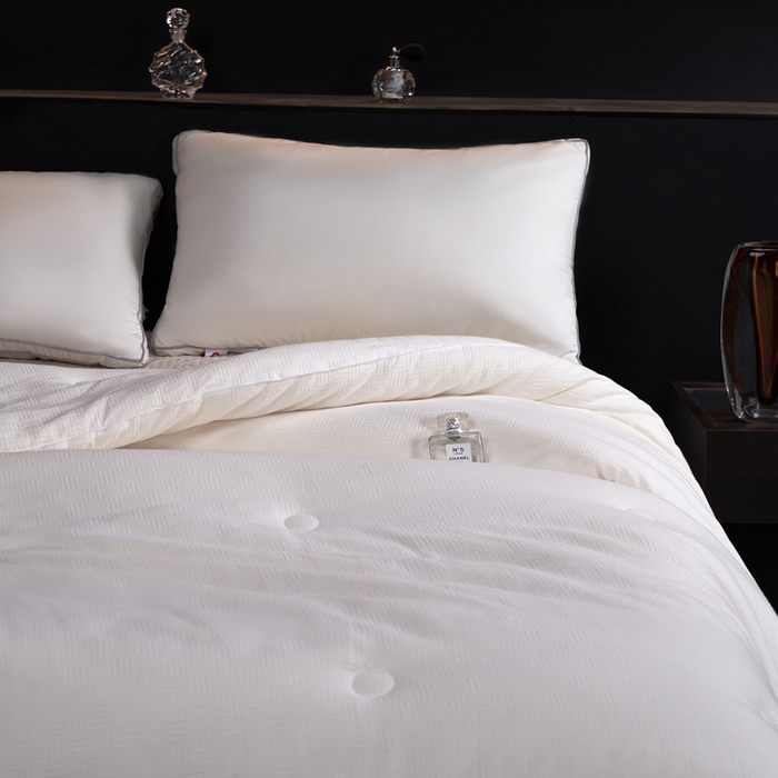 91家纺网 家纺一手货源 找家纺 （总）朴罗 （ 原岚图） 2025新款李官奇全棉大豆被被子被芯