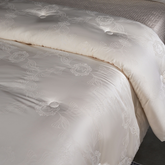 91家纺网 家纺一手货源 找家纺 （总）朴罗 （ 原岚图） 2025新款李官奇提花大豆被被子被芯