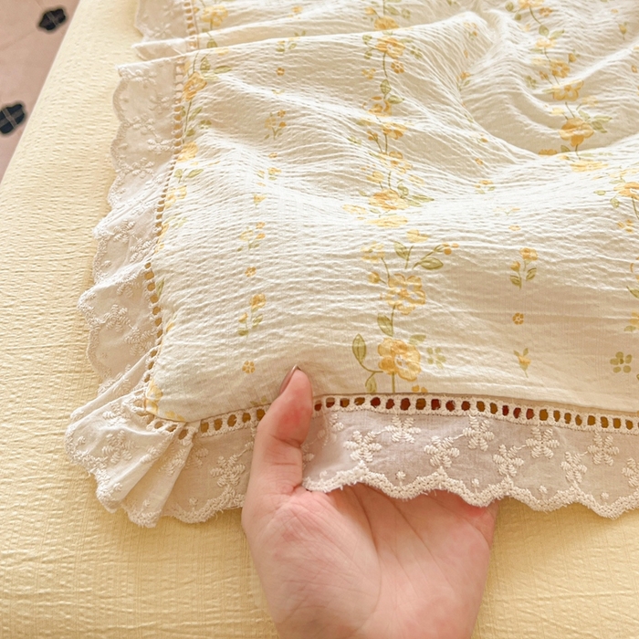 91家纺网 家纺一手货源 找家纺 一比一家纺 2025新款云感皱皱纱全棉花边款夏被四件套【控价109元】小晴天