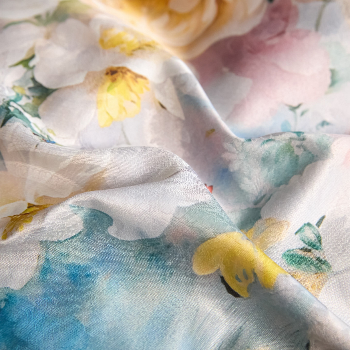 91家纺网 家纺一手货源 找家纺 莱欧纳家纺 2025新款轻奢提花印花四件套 花伊梦-蓝