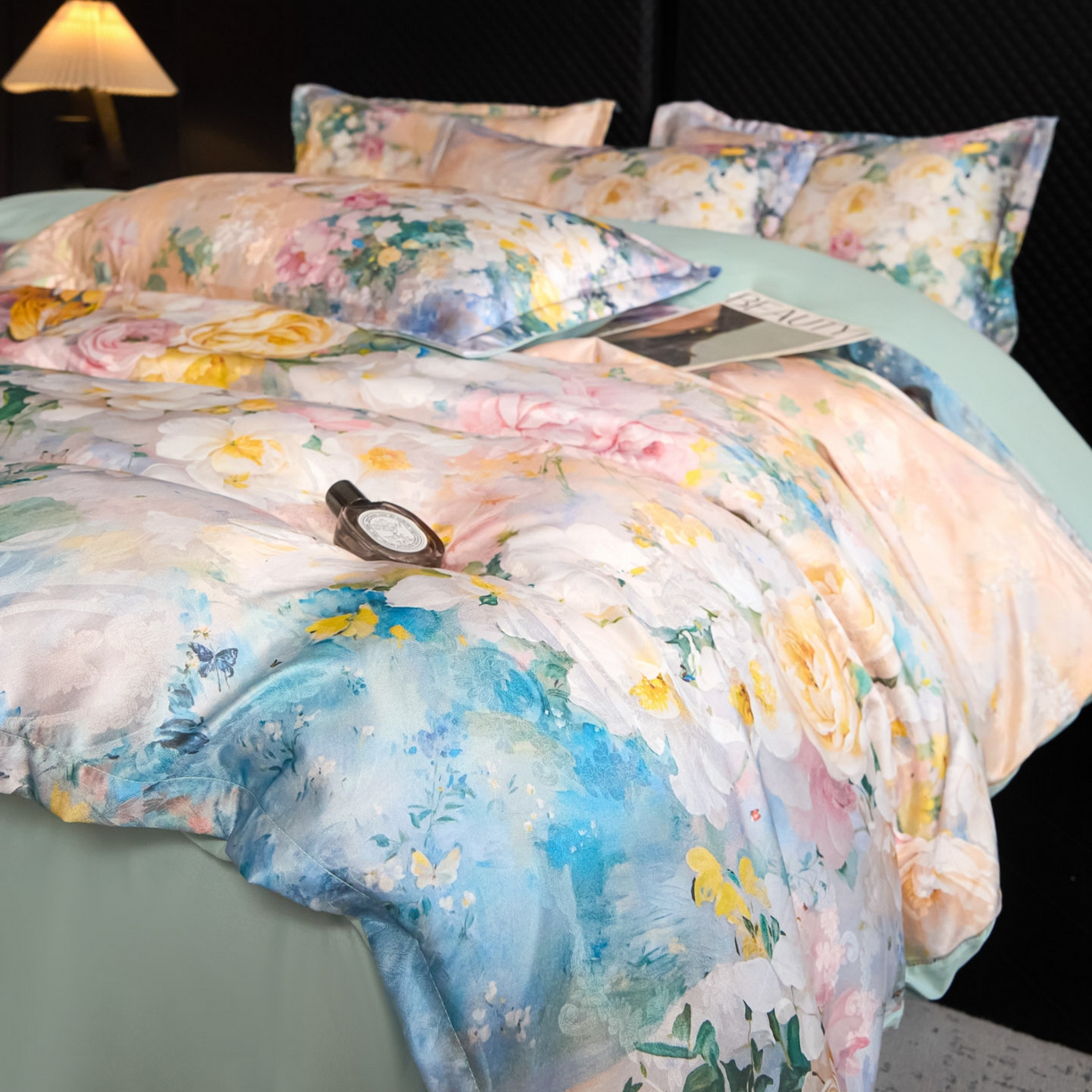 91家纺网 家纺一手货源 找家纺 莱欧纳家纺 2025新款轻奢提花印花四件套 花伊梦-蓝