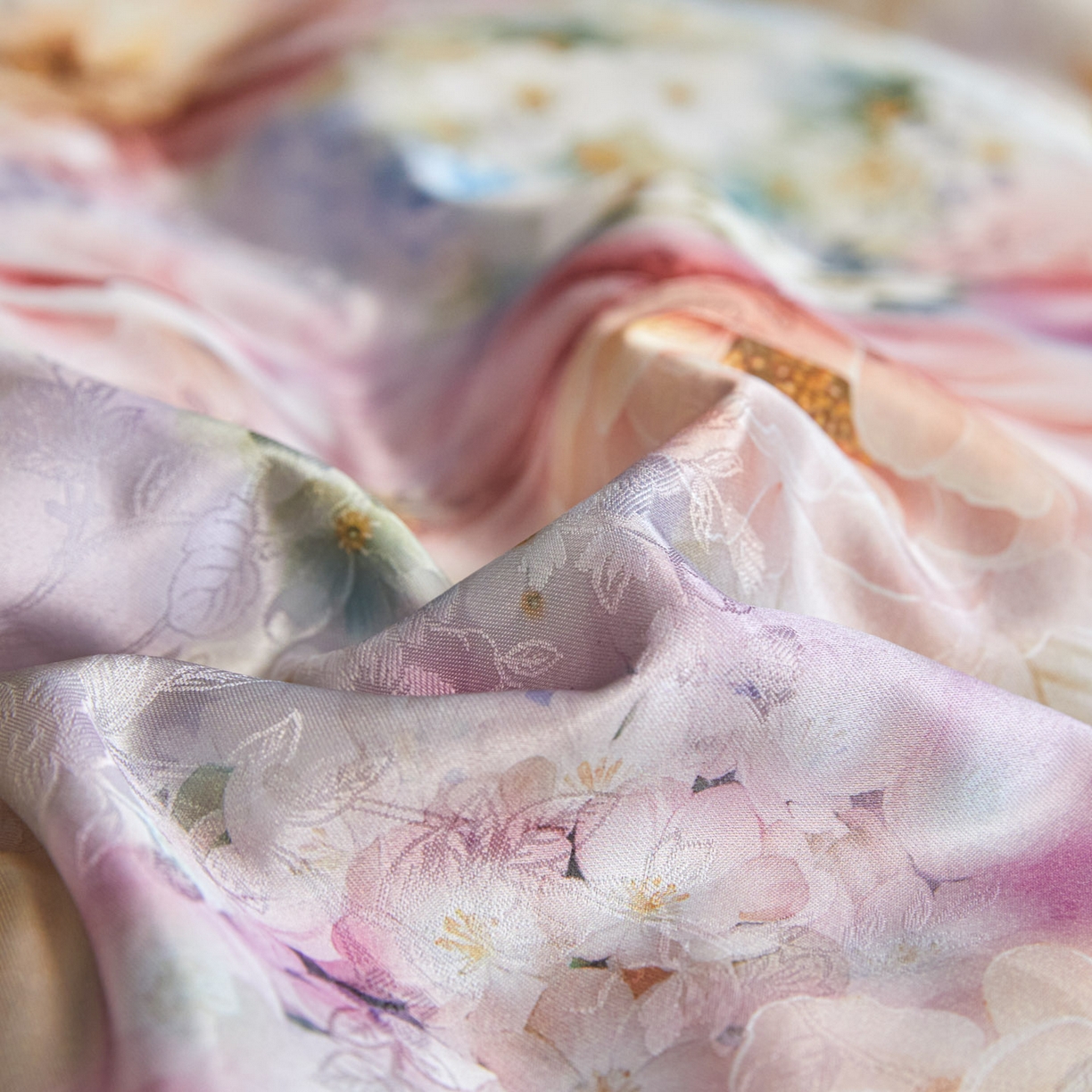 91家纺网 家纺一手货源 找家纺 莱欧纳家纺 2025新款轻奢提花印花四件套 爱尔兰