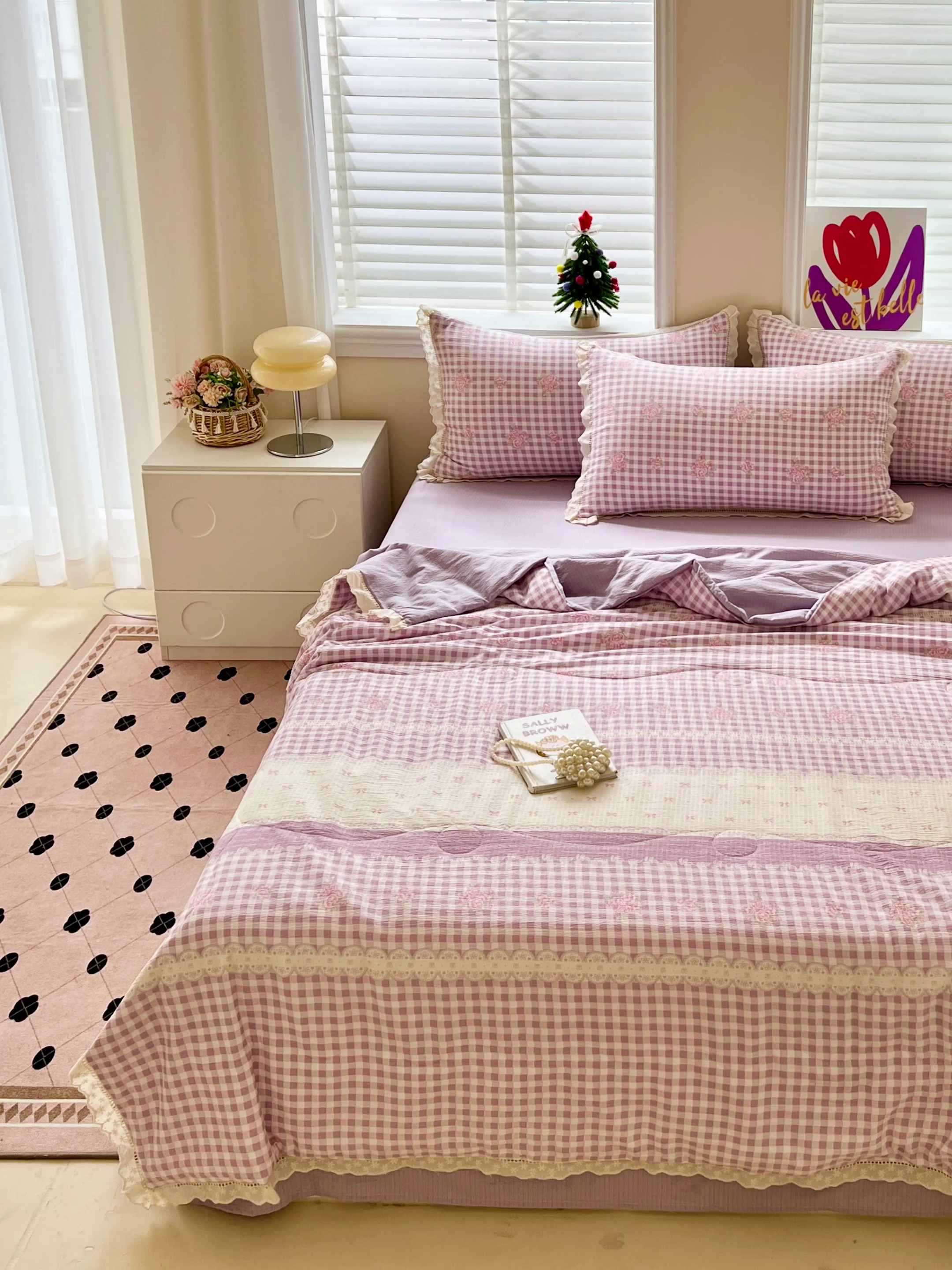 91家纺网 家纺一手货源 找家纺 一比一家纺 2025新款云感皱皱纱全棉花边款夏被四件套【控价109元】芋泥紫小格