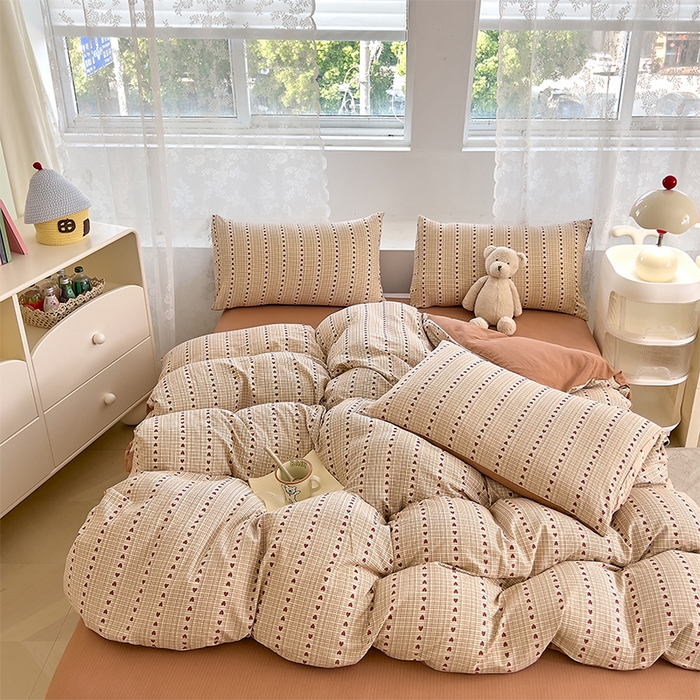 91家纺网 家纺一手货源 找家纺 优品阁 2025新款云感皱皱纱四件套 太妃糖