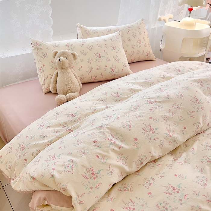 91家纺网 家纺一手货源 找家纺 优品阁 2025新款云感皱皱纱四件套  花田错